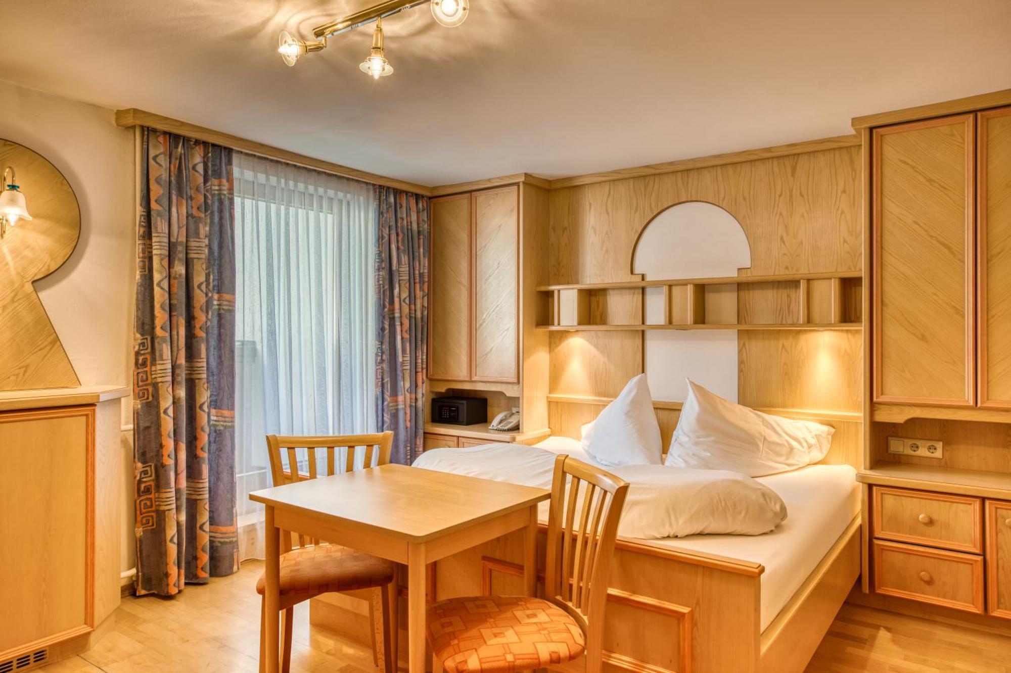 Hotel Klausnerhof Tux Quarto foto