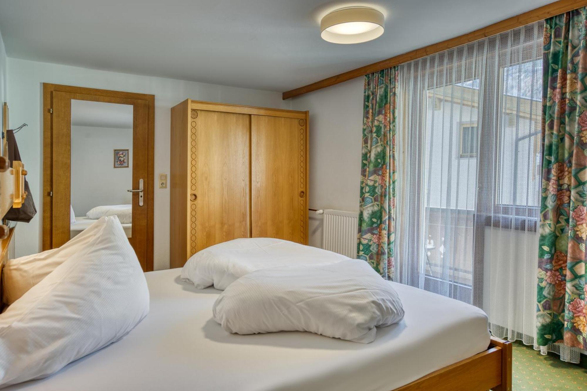Hotel Klausnerhof Tux Quarto foto