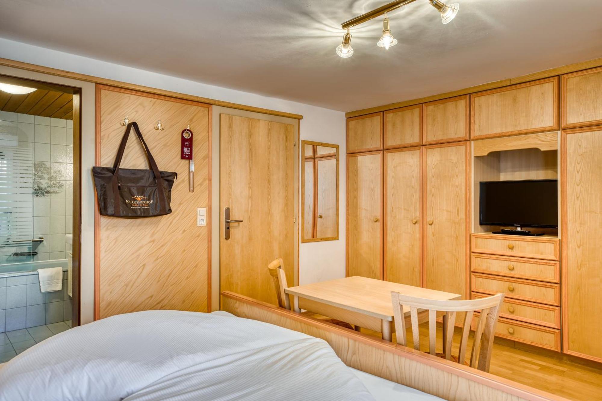 Hotel Klausnerhof Tux Quarto foto
