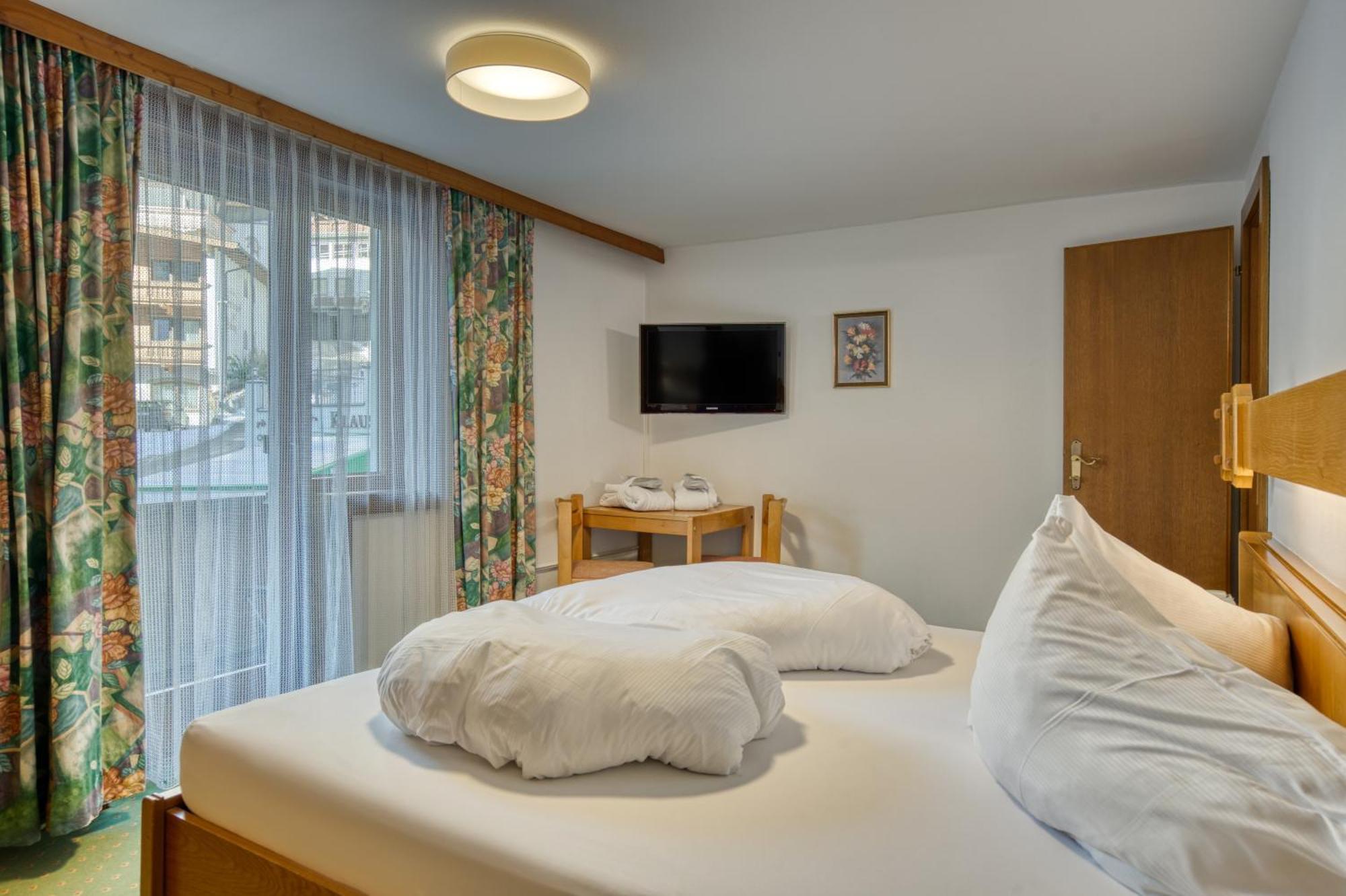 Hotel Klausnerhof Tux Quarto foto